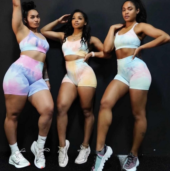 Fitness Wear - Picture 1 of 4